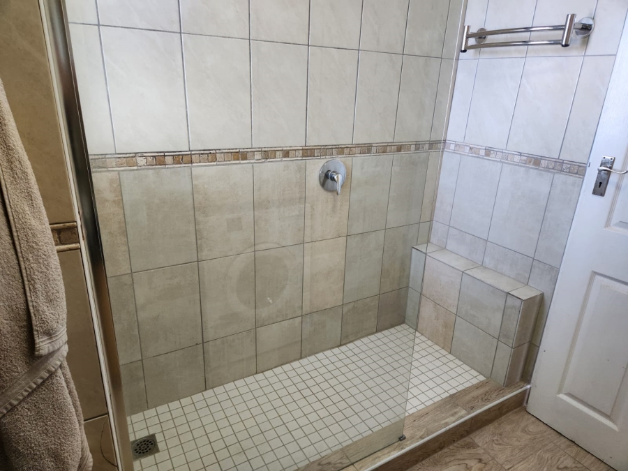 3 Bedroom Property for Sale in Humewood Eastern Cape